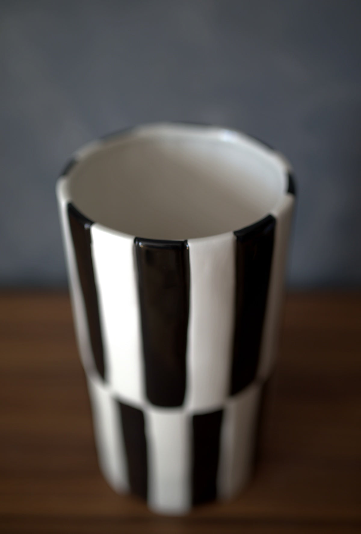 VASE WITH BLACK AND WHITE PATTERN