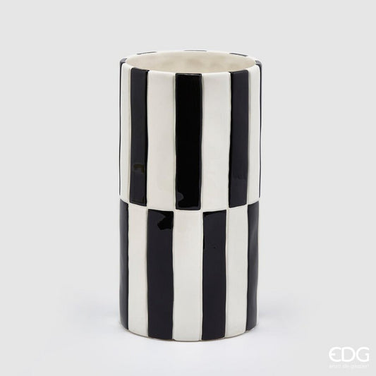 VASE WITH BLACK AND WHITE PATTERN