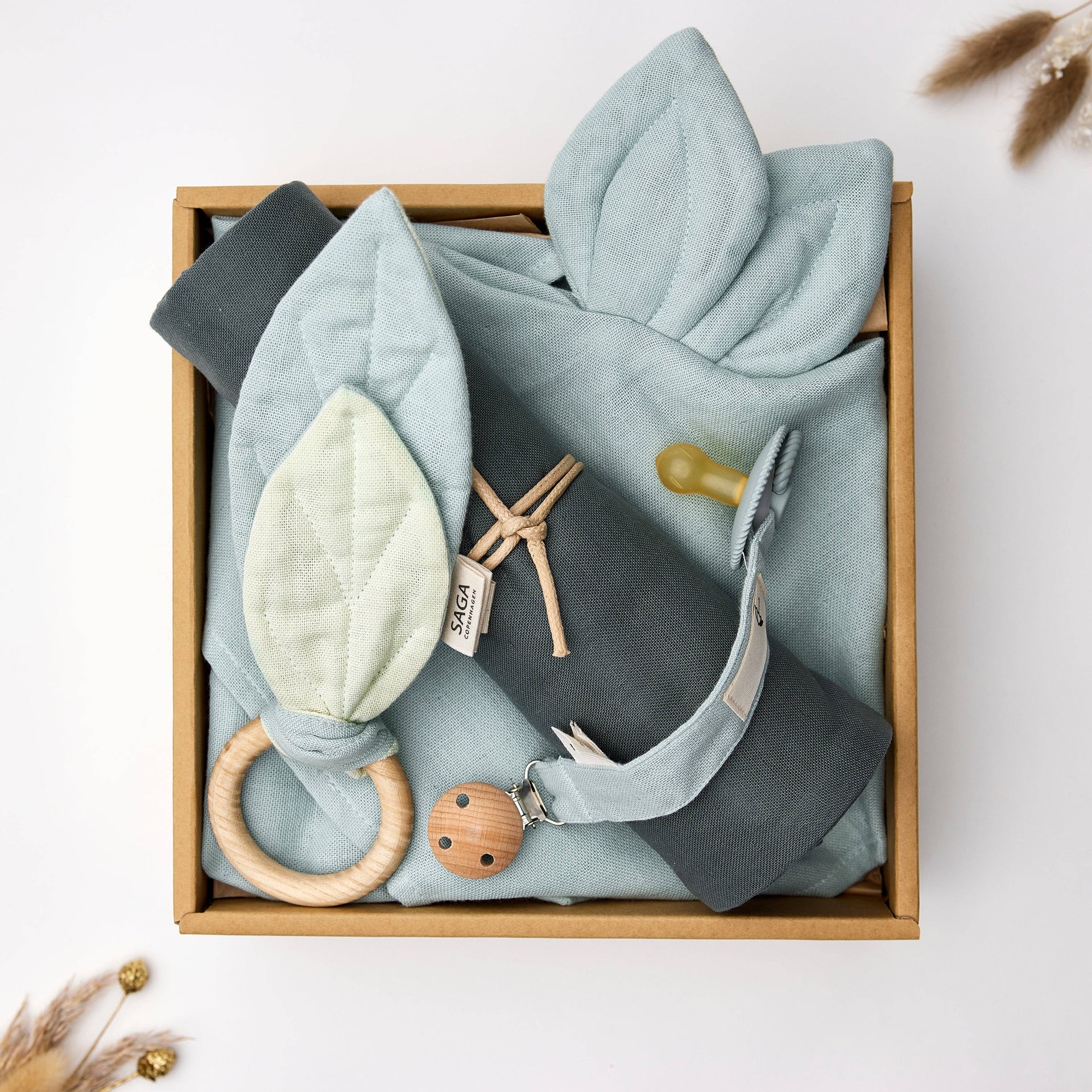 BABY GIFT BOX - Morning Mist - Sustainable & Organic