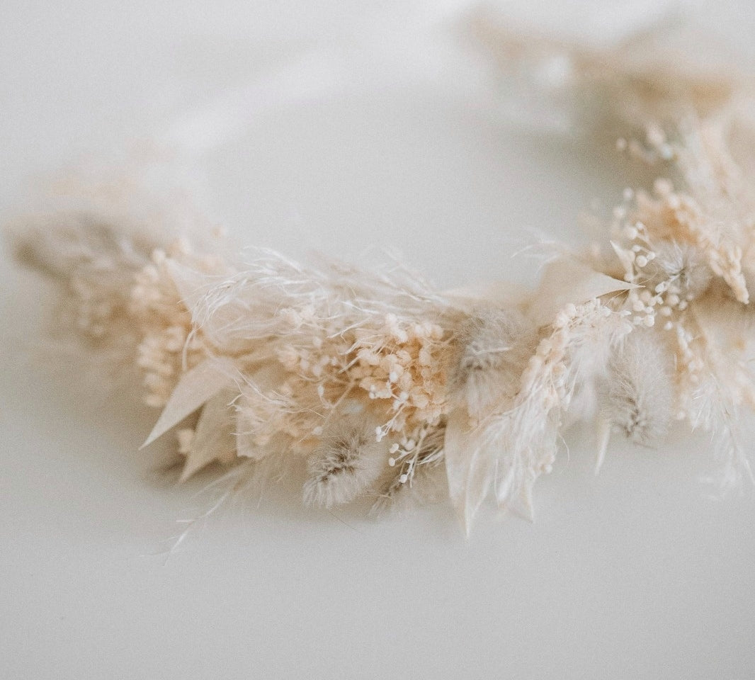 CROWN OF DRY FLOWERS